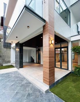 CĂN BIỆT THỰ PHỐ 4 TẦNG ĐẦY CẢM HỨNG TẠI BÌNH THẠNH