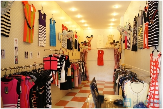 thiet-ke-shop-quan-ao-nho